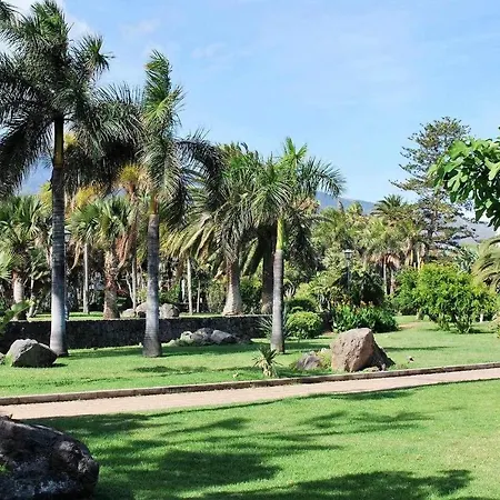 Con Terraza Y Piscina C 아파트 *