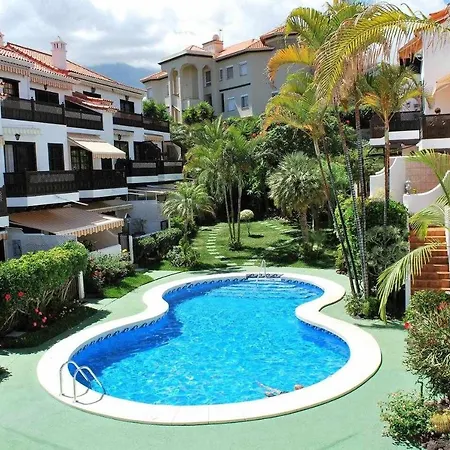 Con Terraza Y Piscina C *