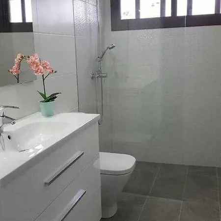 Con Terraza Y Piscina C * Πουέρτο Ντε Λα Κρουζ